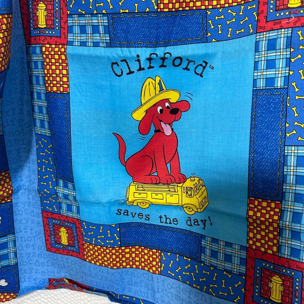 Clifford the Big Red Dog Cranston Print Works.Pillow fabric panels Sold by yard - Picture 4 of 7
